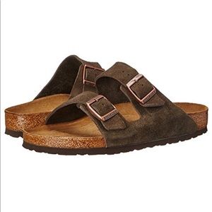 Arizona Birkenstock’s in Suede Mocha used 37